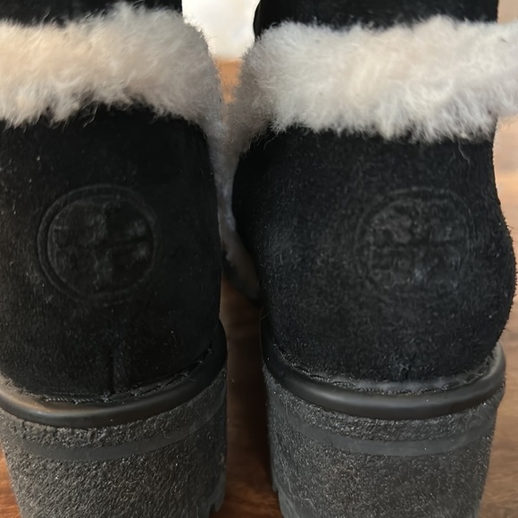Tory Burch Cooper Suede and Sheep Fur Black Boot Sz8 - Picture 10 of 15
